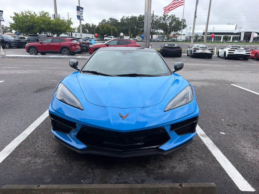 Used 2022 Chevrolet Corvette Stingray Premium Conv w/ Z51 Performance Package RWD image 2