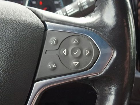 Used 2022 Chevrolet Traverse LT w/ LPO, Floor Liner Package AWD/4WD image 28