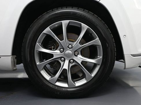 Used 2021 Jeep Grand Cherokee Summit AWD/4WD image 17