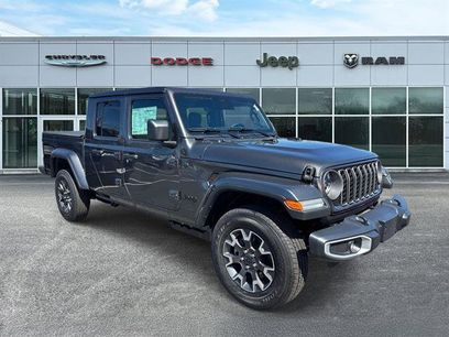 New 2026 Jeep Gladiator Sport