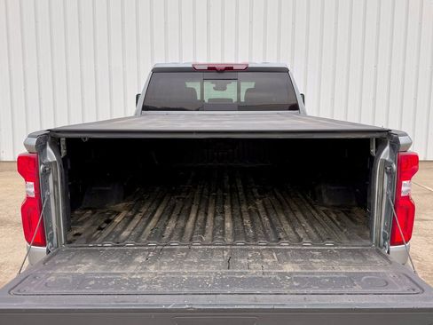 Used 2024 Chevrolet Silverado 2500 LTZ w/ LTZ Premium Package image 16