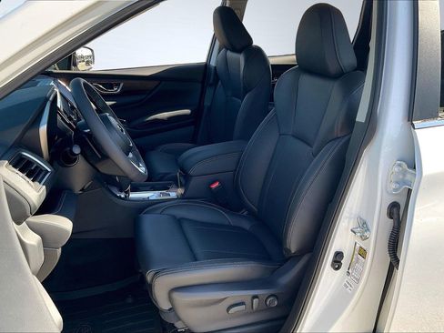 New 2025 Subaru Ascent Touring w/ Popular Package #2 image 9