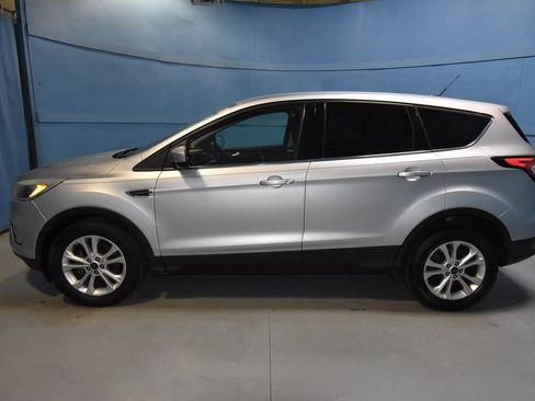 Used 2017 Ford Escape SE FWD image 26