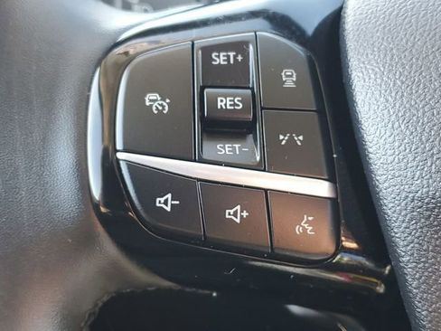 Used 2024 Ford Escape Platinum image 14