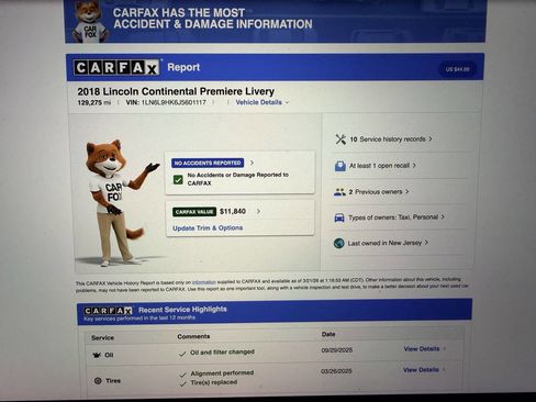 Used 2018 Lincoln Continental Premiere Livery AWD 4dr Sedan w/ Equipment Group 500A image 3