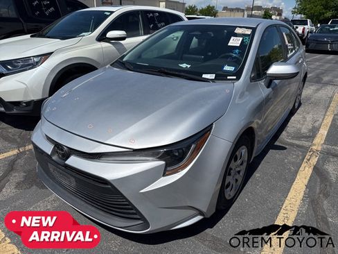Used 2024 Toyota Corolla LE FWD image 14