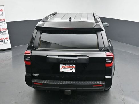 Used 2025 Toyota 4Runner SR5 image 33