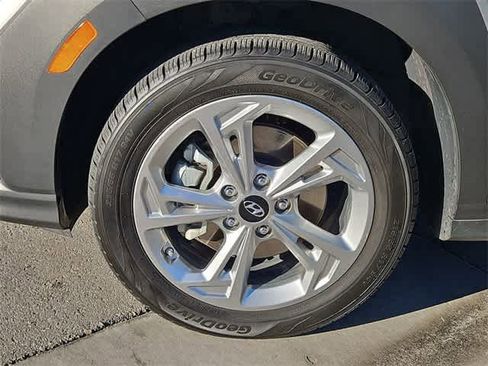 Used 2023 Hyundai Kona SEL image 13