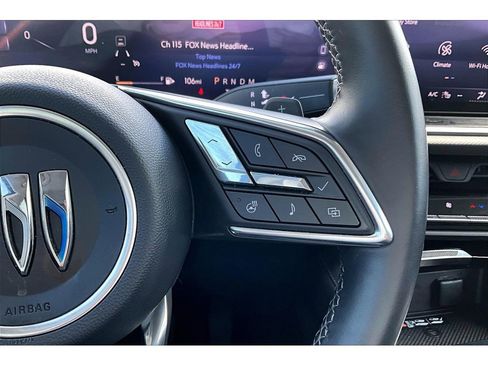 Used 2025 Buick Envision Preferred AWD/4WD image 12