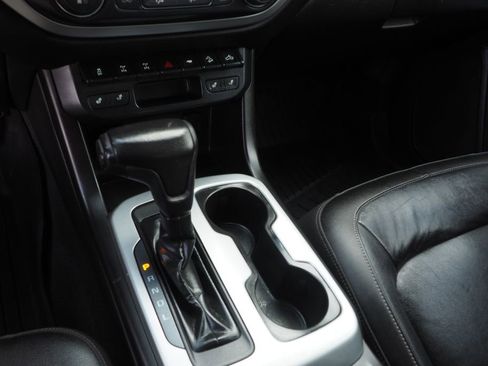 Used 2020 Chevrolet Colorado ZR2 w/ Colorado ZR2 Bison Edition image 27