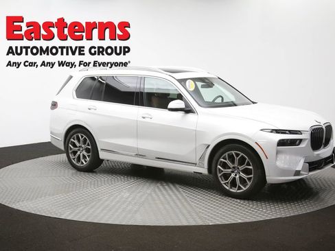 Used 2023 BMW X7 xDrive40i w/ Executive Package image 53