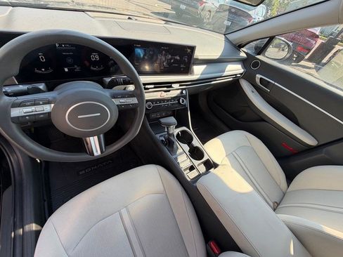 Certified 2025 Hyundai Sonata SE FWD image 15