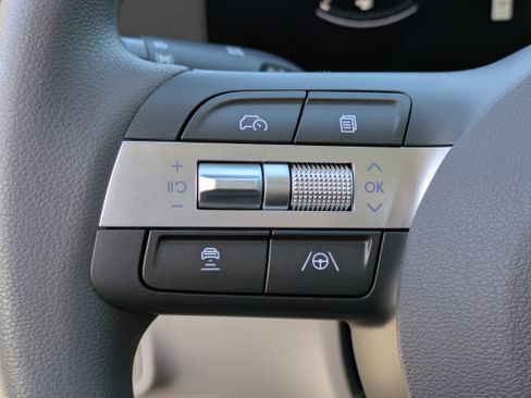 New 2026 Hyundai Kona SE image 22