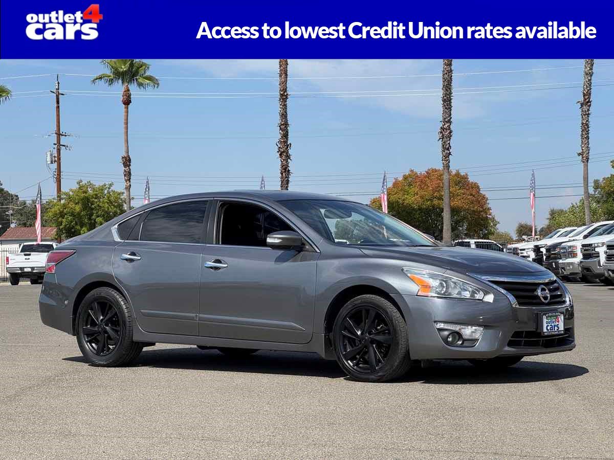 Used 2015 Nissan Altima 2.5 SV w/ Convenience Package FWD image 1