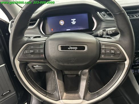Used 2022 Jeep Grand Cherokee L Limited AWD/4WD image 4