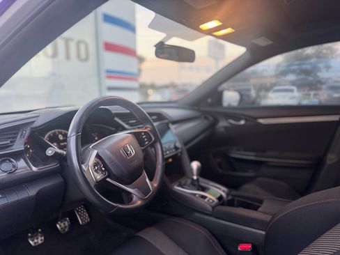 Used 2018 Honda Civic Si image 38