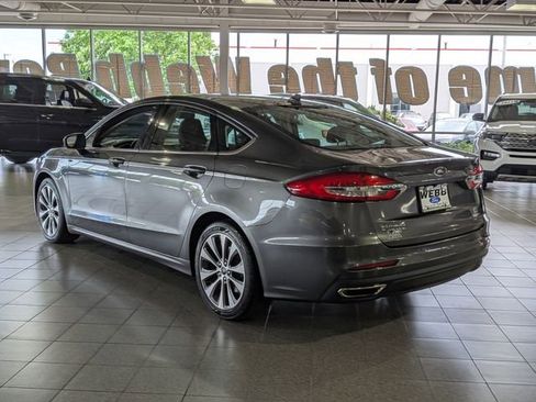 Used 2019 Ford Fusion SE AWD/4WD image 5