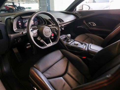 Used 2023 Audi R8 V10 performance image 4