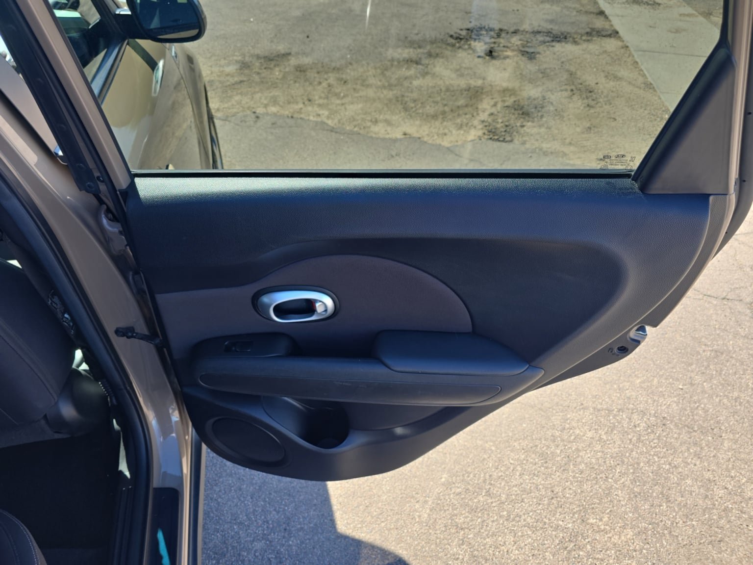 Used 2015 Kia Soul FWD image 24