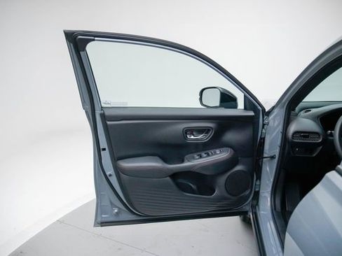 Certified 2024 Honda HR-V Sport image 21