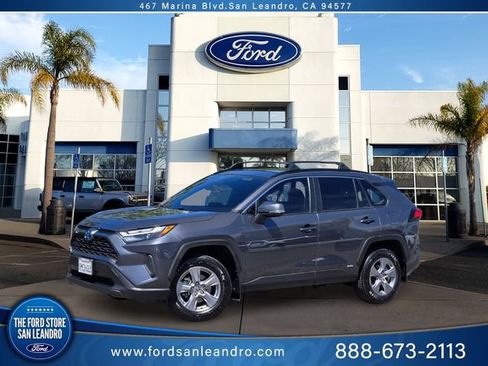Used 2024 Toyota RAV4 XLE w/ Convenience Package AWD/4WD image 1
