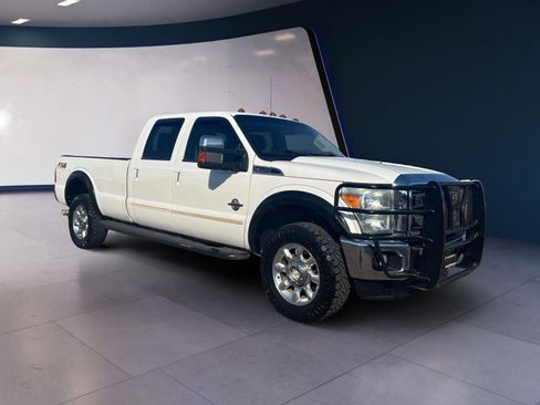 Used 2015 Ford F350 Lariat w/ Lariat Interior Package image 7