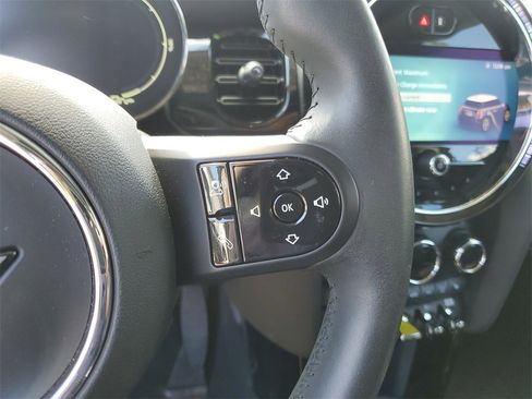 Used 2023 MINI Cooper SE image 24