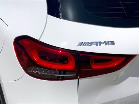 Used 2022 Mercedes-Benz GLA 45 AMG 4MATIC image 27