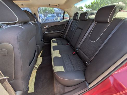 Used 2010 Ford Fusion SE FWD image 13