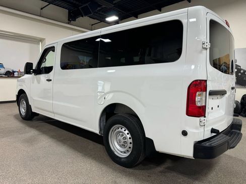 Used 2018 Nissan NV 3500 S RWD image 18