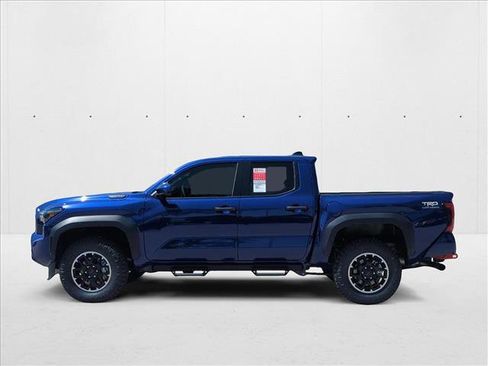 New 2025 Toyota Tacoma TRD Off-Road image 5