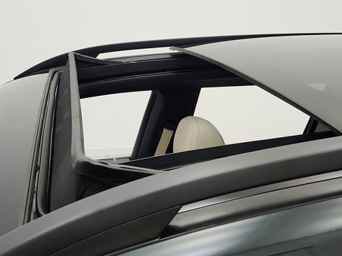 Certified 2023 Mercedes-Benz GLS 450 4MATIC image 18