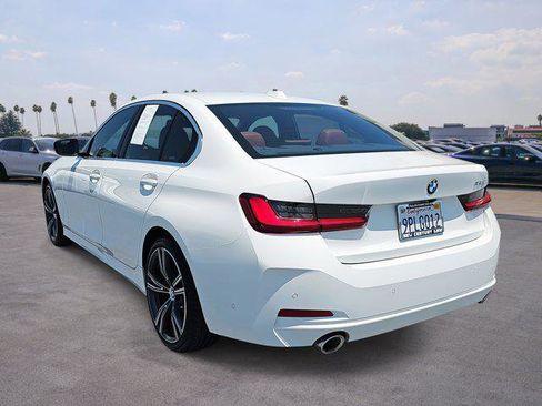 Used 2024 BMW 330i Sedan w/ Convenience Package image 7