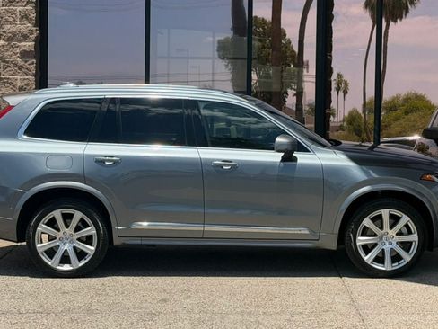 Used 2017 Volvo XC90 T8 Inscription w/ Luxury Package AWD/4WD image 18