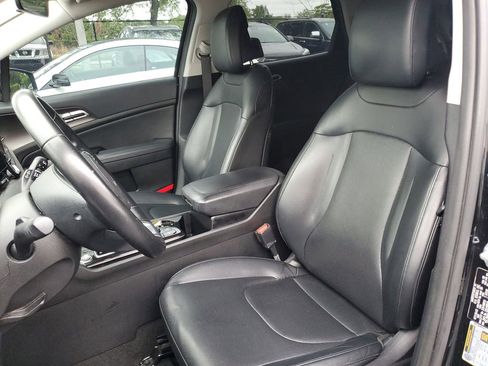 Used 2023 Kia Sportage EX image 23