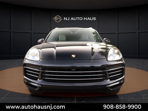 Used 2021 Porsche Cayenne E-Hybrid AWD/4WD image 3