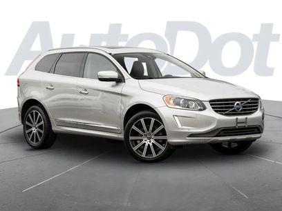 Used 2017 Volvo XC60 T6 Inscription w/ Climate Package