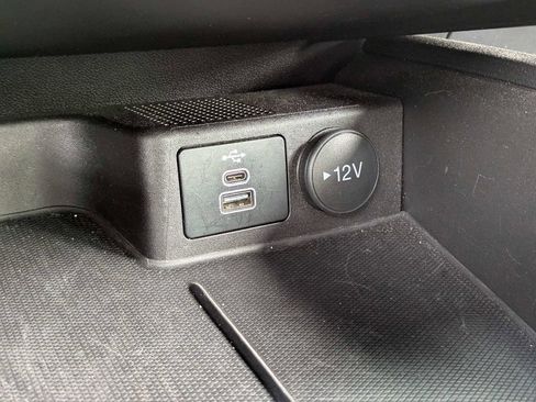 Used 2025 Ford Escape ST-Line FWD image 21