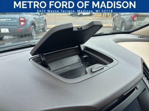 Used 2017 Hyundai Santa Fe Sport image 23