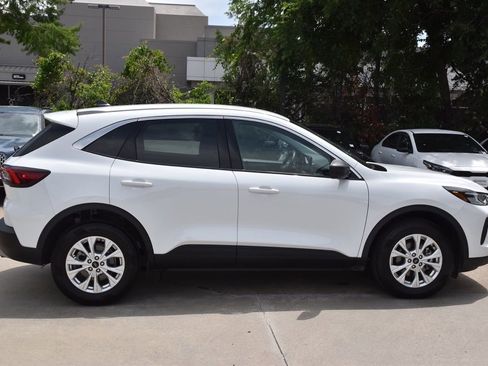 Certified 2024 Ford Escape Active w/ Tech Pack #1 AWD/4WD image 7