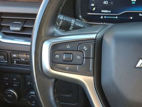 Used 2023 Chevrolet Suburban LT AWD/4WD image 23