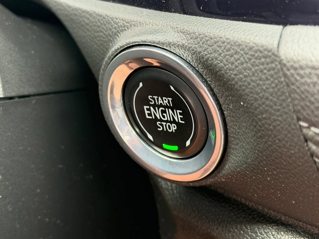 Certified 2023 Buick Encore GX Essence w/ Experience Buick Package FWD image 40