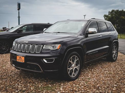 Used 2019 Jeep Grand Cherokee Overland w/ Interior Metal Package AWD/4WD image 20