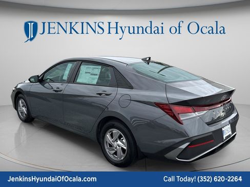New 2026 Hyundai Elantra SEL Sport Premium FWD image 6
