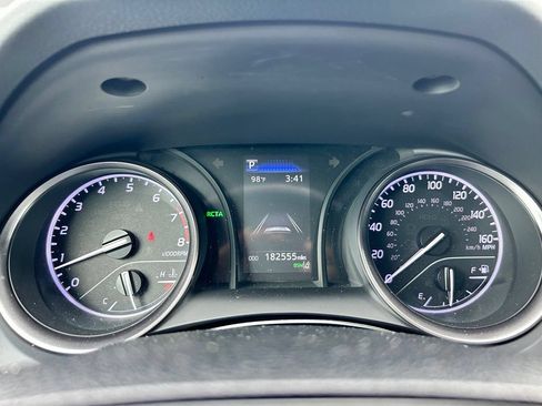 Used 2018 Toyota Camry SE FWD image 24