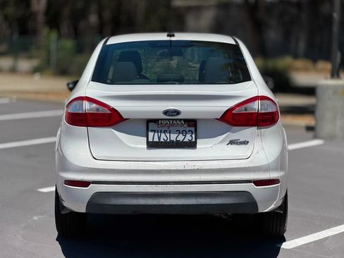 Used 2016 Ford Fiesta S FWD image 13