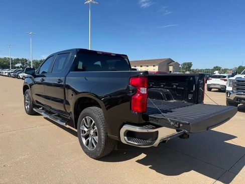 Used 2025 Chevrolet Silverado 1500 LT w/ Z71 Off-Road Package AWD/4WD image 6