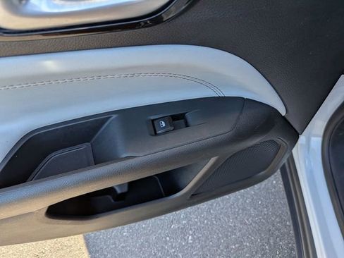 Used 2024 Jeep Compass Limited image 26