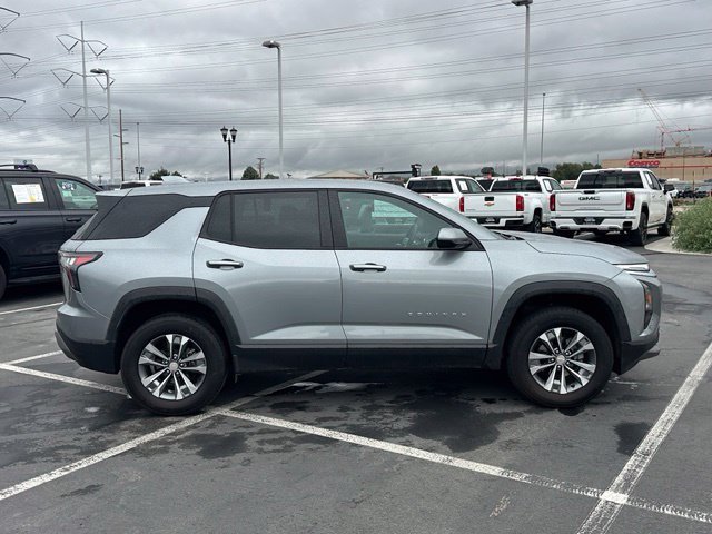 Certified 2026 Chevrolet Equinox LT AWD/4WD image 8