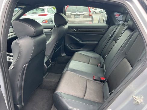 Used 2018 Honda Accord Sport image 22